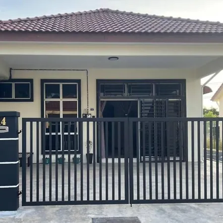Dedaun Homestay Perlis Kangar Exterior photo